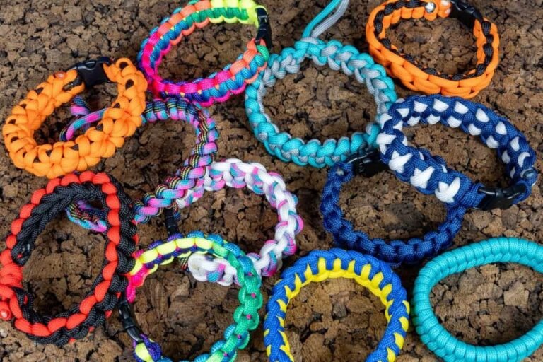 paracord bracelet iStock 1614718658