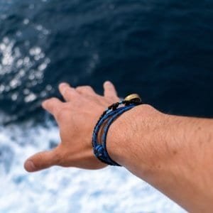 paracord bracelet michael henry f7YKi9ADxzc unsplash fubrn