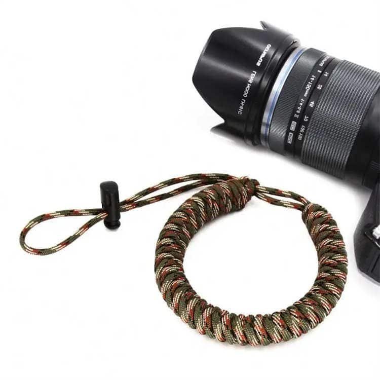 PL05 camouflage paracord camera wrist strap attached to camera lens, high quality paracord lanyard supplies